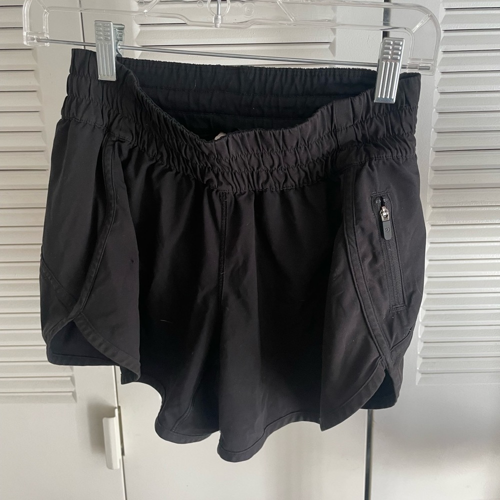 Lululemon Mid Rise Lined Short